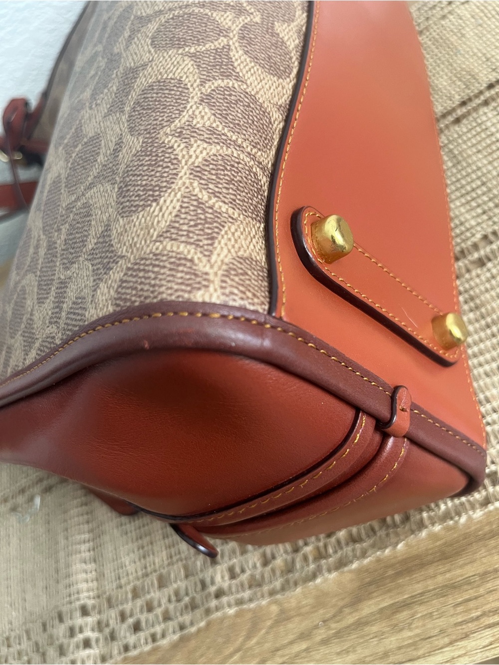 COACH Lori Shoulder Bag Signature Canvas C4825 Tan Rust New Without Tags - Picture 7 of 16